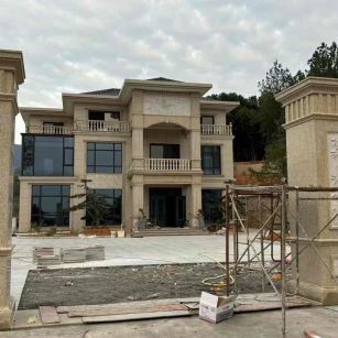 南昌 黄金麻花岗岩别墅雕花外墙干挂配上门口雕花罗马柱