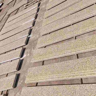 南昌 黄金麻花岗岩光面楼梯踏步