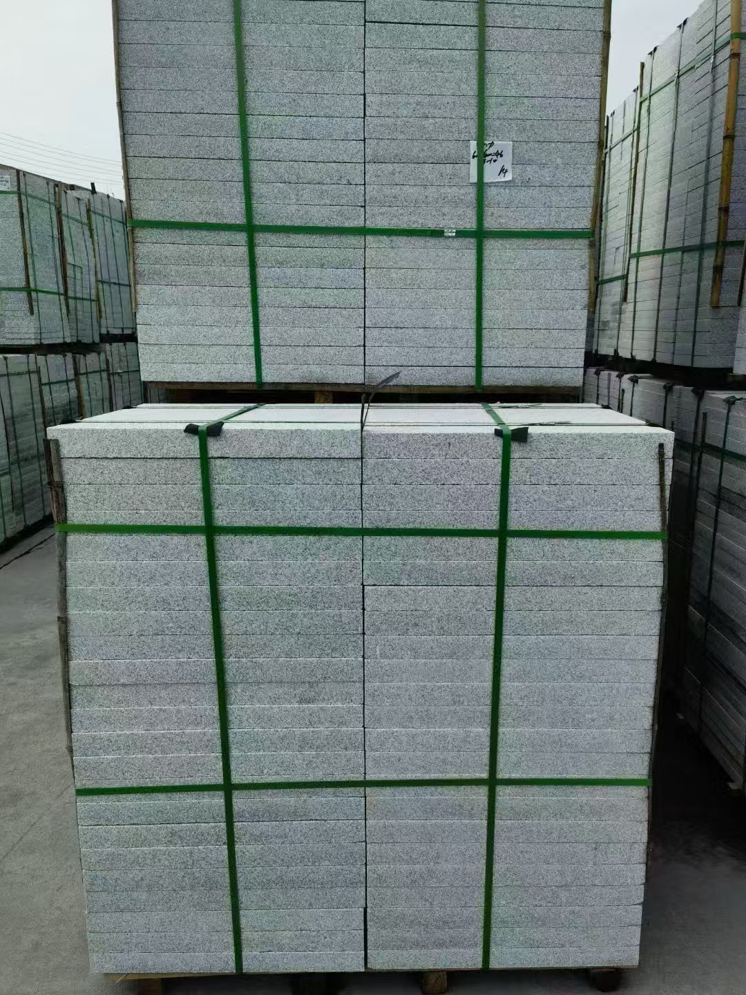 南昌 芝麻白火烧，园林广场市政工程地铺石，1.8~5.0厚均有现货