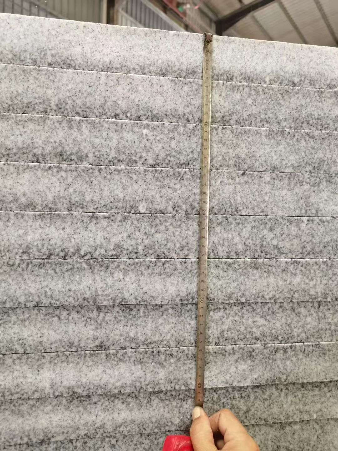 南昌 芝麻白火烧成品厚薄均匀，B料价格接近A料质量