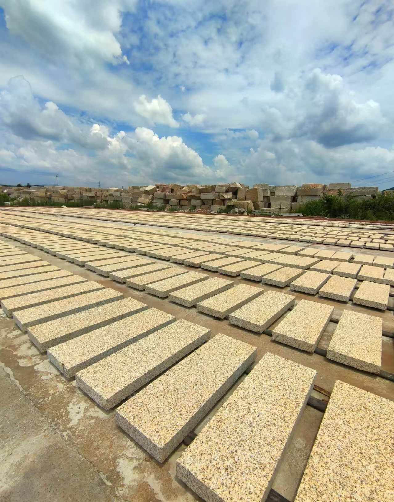 南昌 黄金麻荔枝面花岗岩石材地铺石防护中