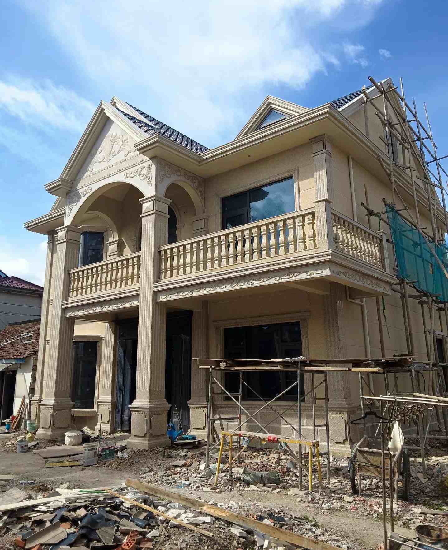 南昌 黄金麻花岗岩石材私人别墅雕花门楼柱阳台栏杆