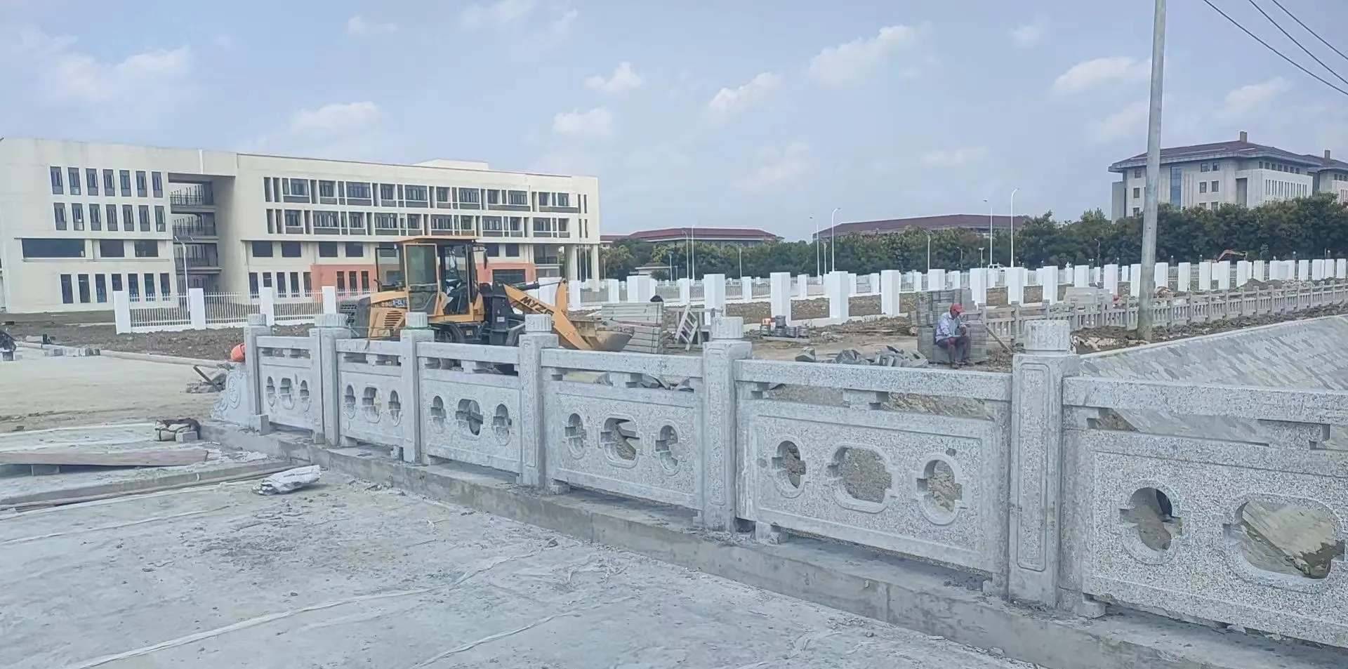 南昌 白麻花岗岩荔枝面河道栏杆