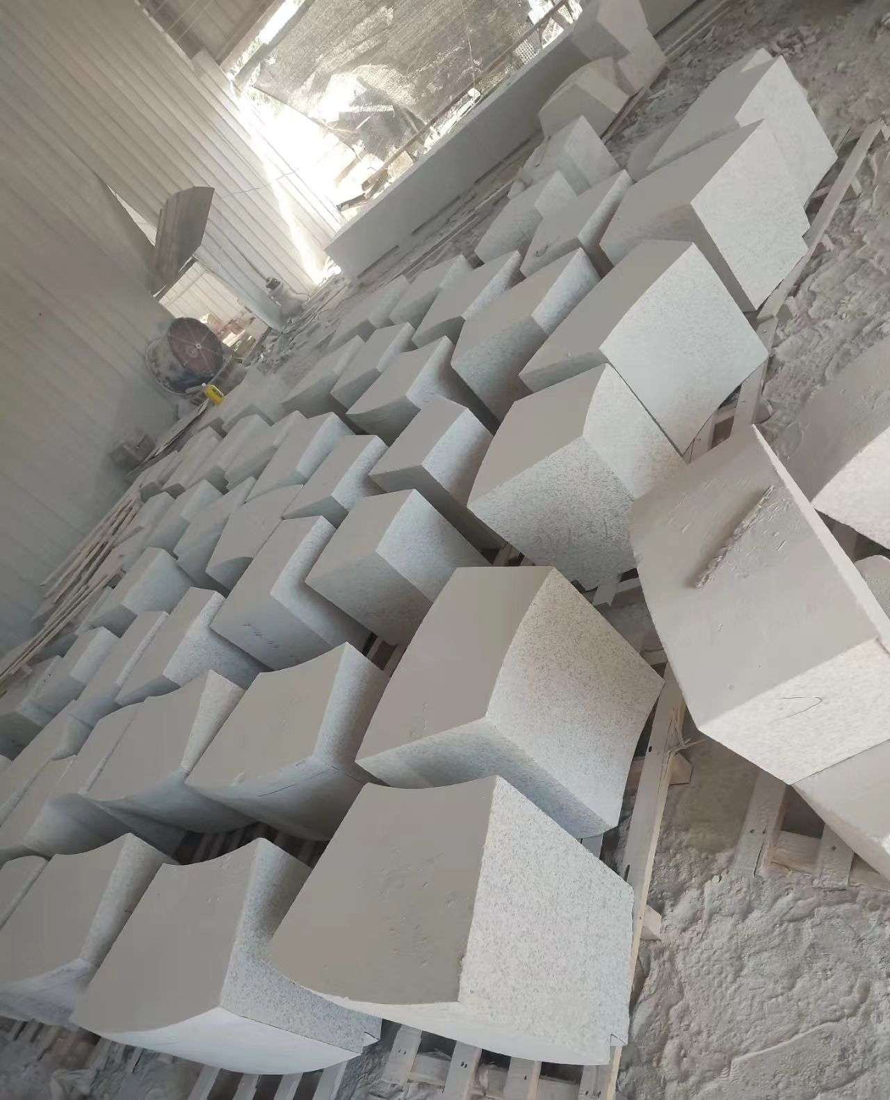 南昌 白麻花岗岩异形坐凳