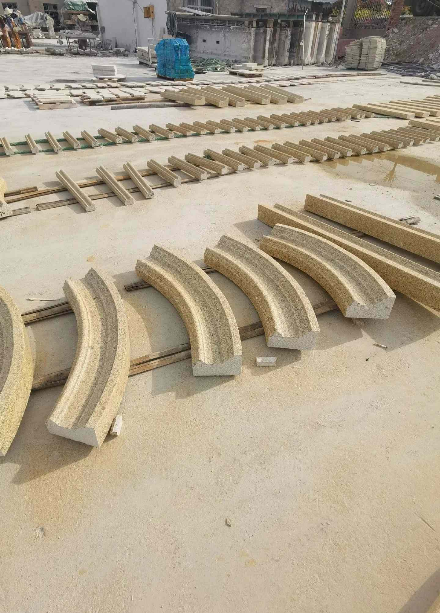 南昌 黄金麻花岗岩别墅线条